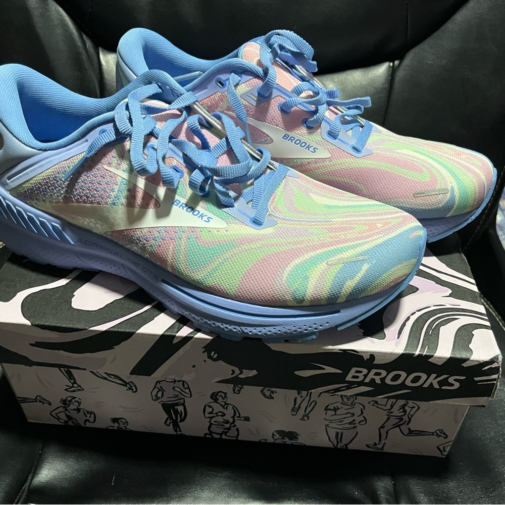 Brooks Pastel Swirl Running Shoes